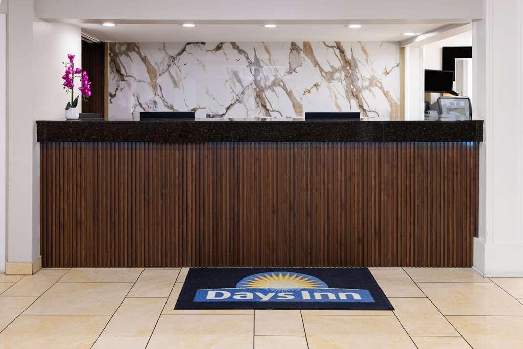 Days Inn By Wyndham Florence Near Civic Center Интериор снимка